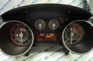 fiat_punto_instrument_cluster_repair_for_background_lights_on_dim_working_repaired